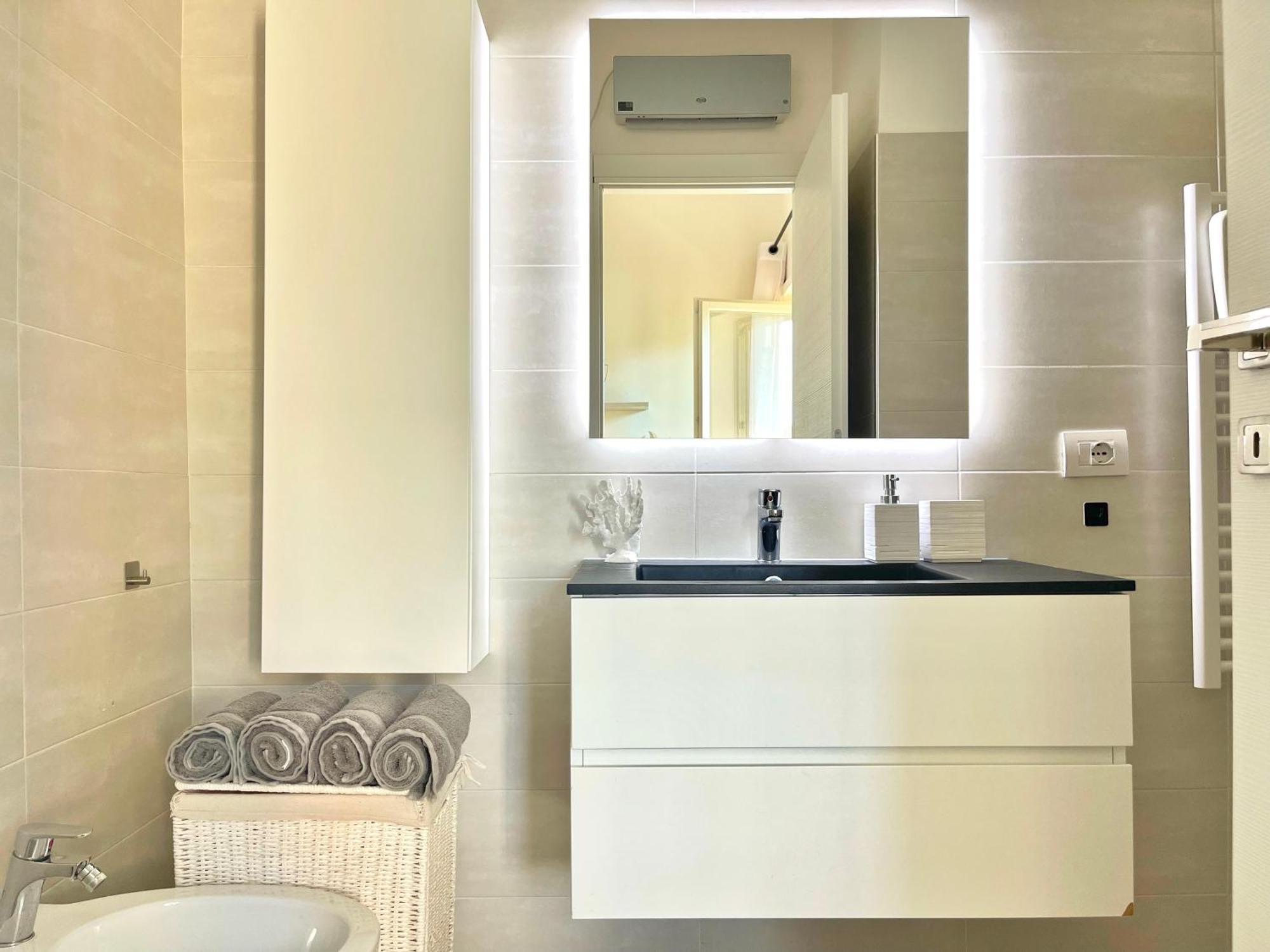 Modern 10 Min Vatican Parking&pool Appartement *