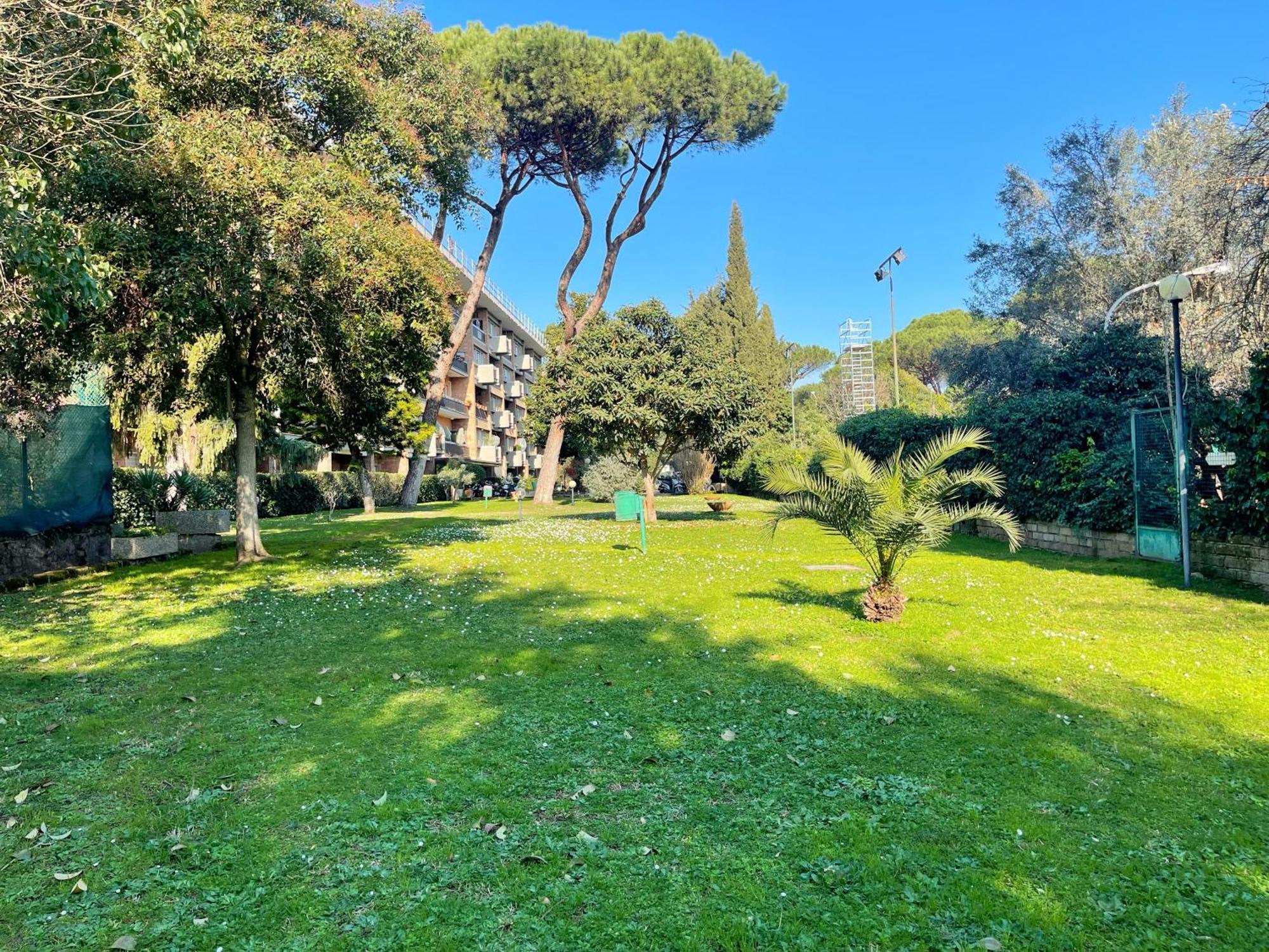 Modern 10 Min Vatican Parking&pool Appartement *